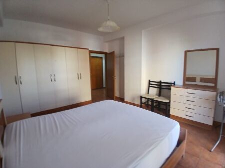 Jepet apartamenti me qera 1+1