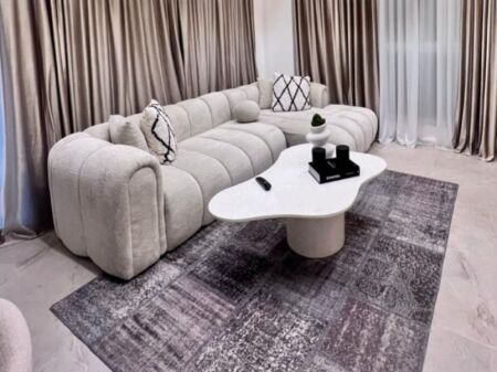 Jepet apartament 3+1+2+Lavanderi+Post Parkimi me qera tek Kompleksi Trio Towers , Rruga Don Bosko .