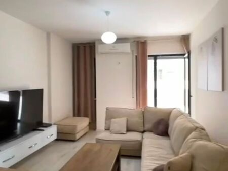 Jepet me qira apartament 2+1