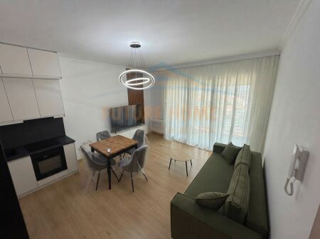 Qira, Apartament 1+1+Post Parkimi, Ndregjoni, Bulevardi i Ri.