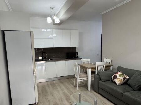 Affitto | Apartament 1 + 1 | Brryli | 550 €/mese