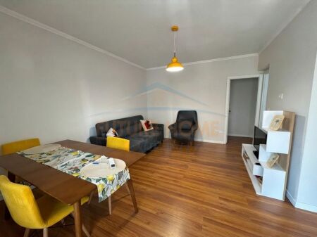 Shitet, Apartament 1+1, Selvia, Tiranë.