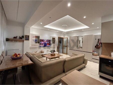 Apartment - For Sale - Port Street, Vlora