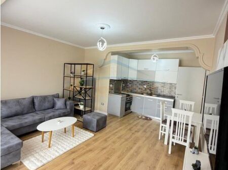 Qera, Apartament 1+1 Ish Rajoni , Durres
