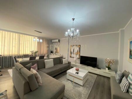 Apartament 2+1+Parkim me qira tek Liqeni Thate *** Pa Malore*** 1,200 € /Muaj
