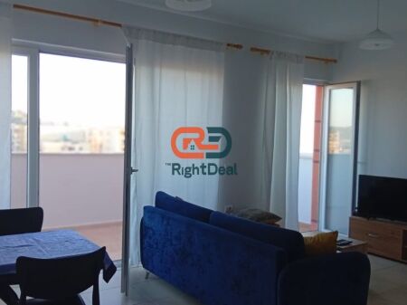 Ne Misto Mame, Jepet Me Qira Apartament 2+1+2+Verande, Mundesi Ideale Banimi !!!