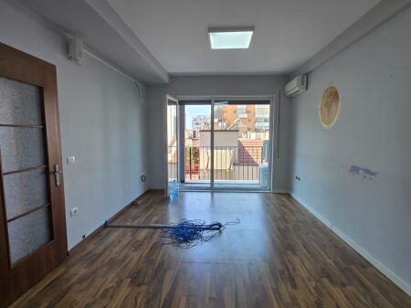 Office space for rent at 21 Dhjetori !