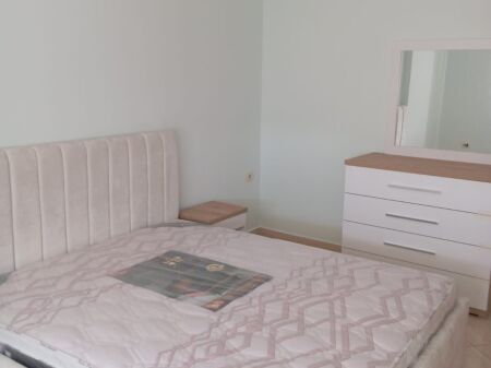 Jepet me qera apartamenti 1+1
