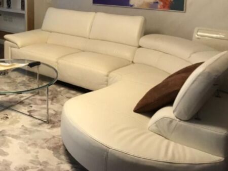 Jepet apartament 2+1+2+Post Parkimi me qira tek Liqeni i Thate , Kopshti Botanik .