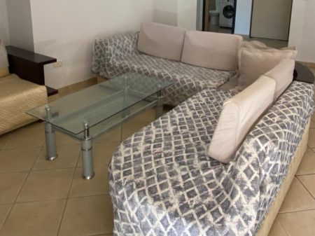 Appartamento 2+1+Veranda in vendita al Rondò ad Astir, Yzberisht.