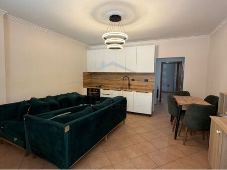 Shitet, Apartament 1+1, Ali Demi, Tirane