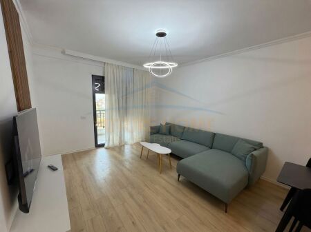 Qira, Apartament 1+1+Post Parkimi, Ndregjoni, Bulevardi i Ri.