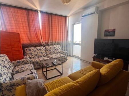Appartamento 1+1 in Affitto a Oxhaku, Tirana! 490 € /Mese 45.000 Lek /Mese