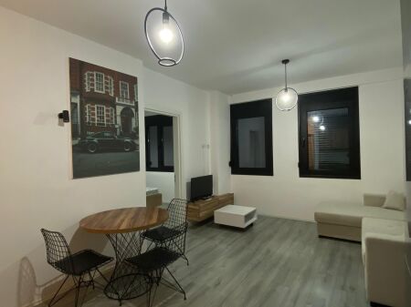 In the American Hospital 3 area, R near Bau Market Market, an apartment 1+1 is for rent, 400 Euro