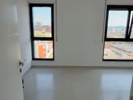 Jepet me qera apartamenti 2+1