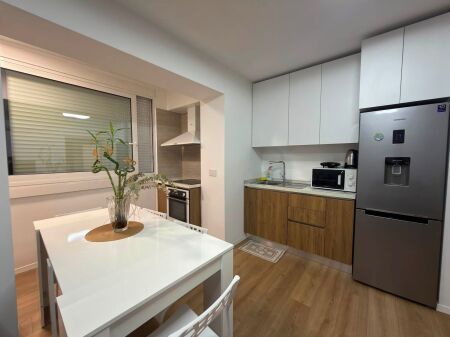 Jepet me qira apartament 3+1+2 tualete