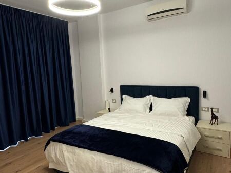 Liqeni i Thate, jepet me qera apartament 1+1.