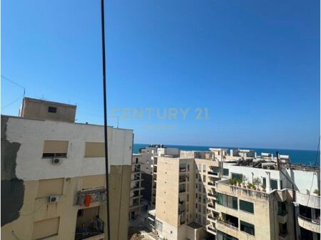 JEPET ME QIRA APARTAMENT 2+1+2 NE VOLLGA ,DURRES !