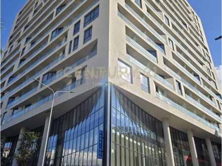 Apartament 2+1+2 me vend parkimi për qira – Ideal për zyra/ biznese të ndryshme 1,300 € /Muaj