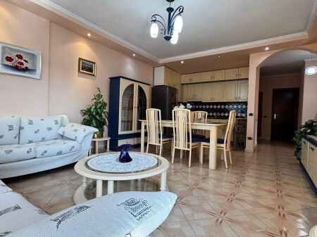 Appartamento 2+1 in affitto in Via Elbasan