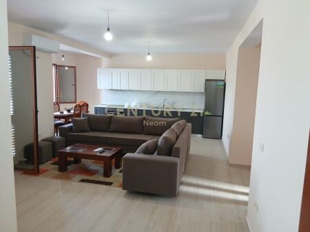 Jepet apartament 2+1 me Qira - 55000 ALL