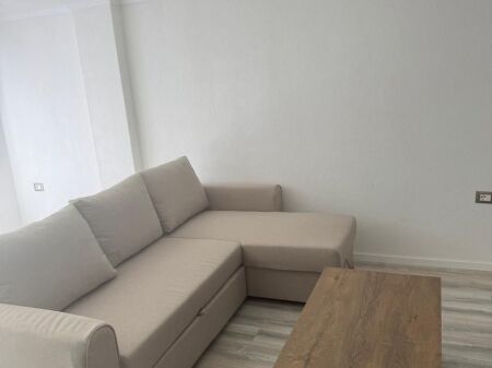Appartamento 1+1 in affitto in Via 5-Maji.