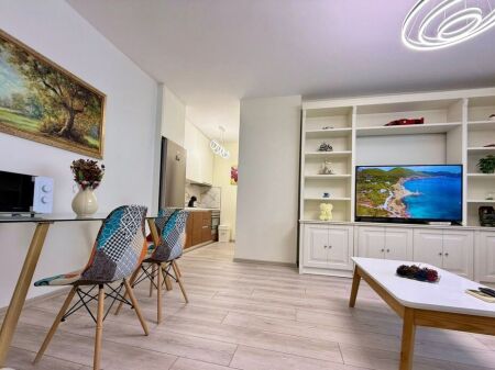 apartament 1+1 me qira Rruga e Kosovareve