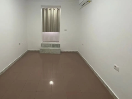 Business premises for rent at Dinamo Stadium, Willson Square.