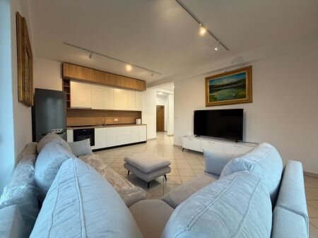 Affitto | Apartament 2 + 1 | Astir | 700 €/mese
