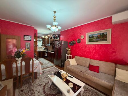 Shitet Apartament 2+1 ne Plazh