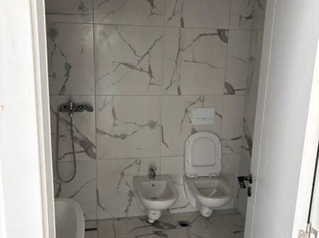Jepet me qera apartamenti 1+1