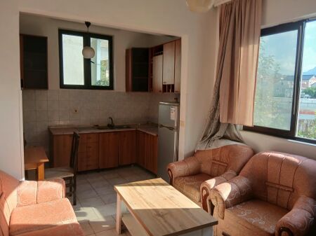 Apartament 1+1 me qera tek Universiteti i Mjeksis