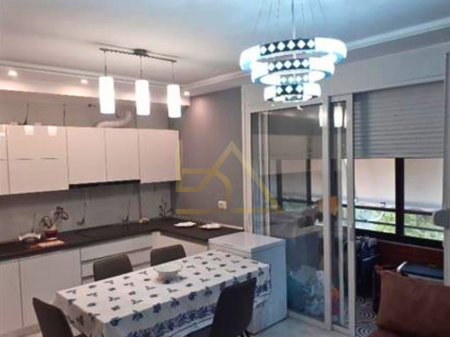 SHITET APARTAMENT 2+1+2 – PLAZH, DURRËS