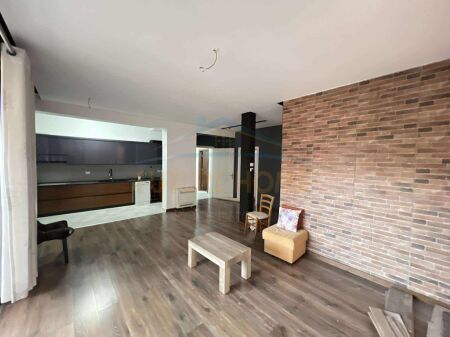 For sale, 3+1 Apartment, Kavaja Street, UNA57793