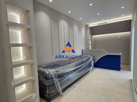 JEPET AMBIENT PER KLINIKE ME QERA 140 M2 "KOMUNA E PARISIT" 2500 EURO