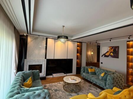 Super Apartament Luksoz 2+1 me qira tek Liqeni i Thate