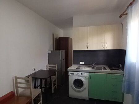 JEPET ME QERA GARSONIERE - SHKOZE, TIRANE