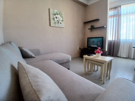 Super apartamentin 2+1 = Selvia = 60.000 leke