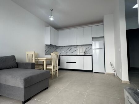  Shitet apartament 2+1 te kompleksi Univers City, QTU