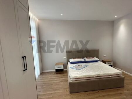 Jepet me Qira Apartament 3+1+Parking Akses Tirana.. ID: 530191061-213