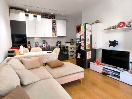 Apartament 2+1 per Qira ne Selite!