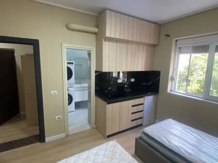 Garsoniere Me Qera tek 21 Dhjetori (ID BG187) Tirane