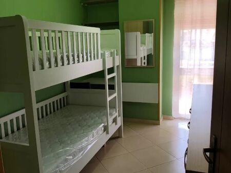 Jepet me qira apartament 2+1