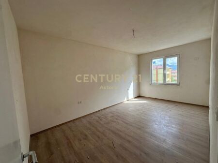 2+1 Apartment for Sale – New Modern Residence in Kamëz