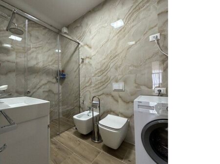  **APARTAMENT 1+1 ME QIRA – GARDEN BUILDING**