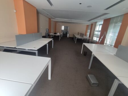 2 office spaces for rent are given in the 5 Maj area near Con Cord Center  ID 5406