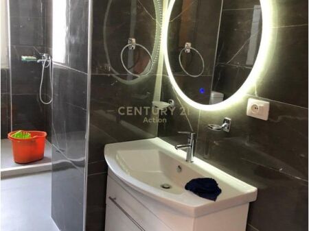Appartamento 2+1 In Affitto nel Giardino Botanico Zoologico, Tirana - 600€ | 120 m² 600 € /Mese 60,000 Lek /Mese