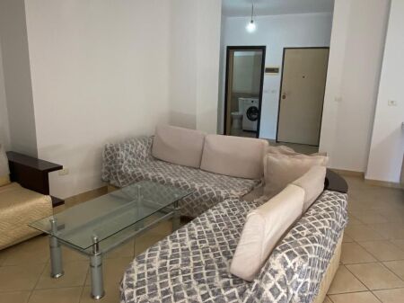 SHITET APARTAMENT 2+1 NË ASTIR, AFËR HOTEL MARINAJ   ID 5403