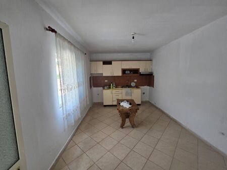 Casa Privata In Vendita A Ali Dem  ID 5321