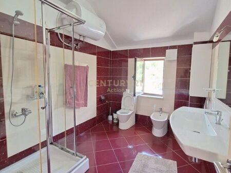 2+1 Apartment for Rent at Tirana Lake, Tirana - 800€ | 120 m² 800 € /Month 80,000 Lek /Month
